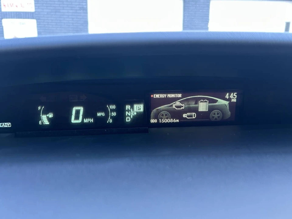 2014 Toyota Prius 3rd Gen - Image 10 of 21