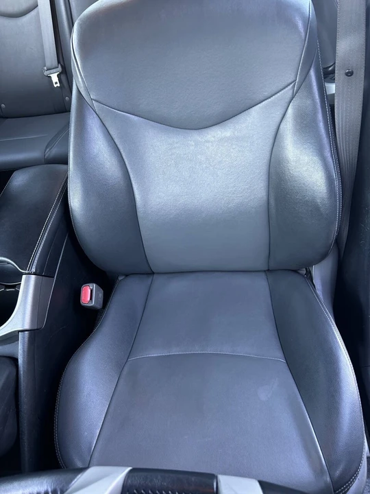 2014 Toyota Prius 3rd Gen - Image 15 of 21