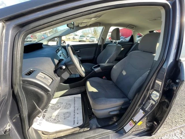 2014 Toyota Prius 3rd Gen - Image 7 of 11