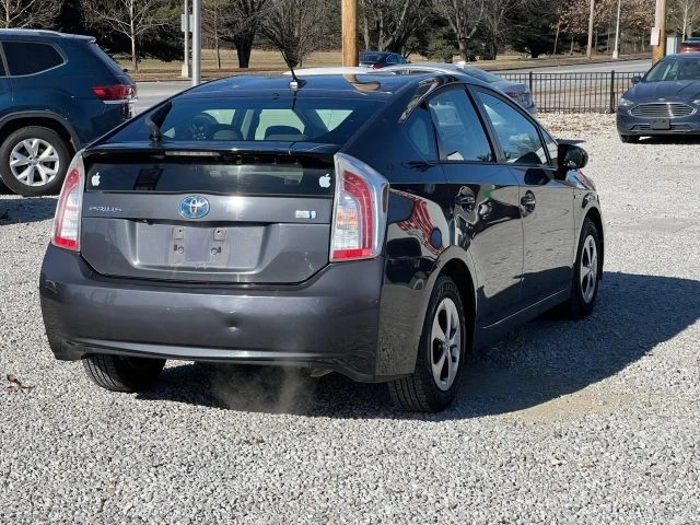 2014 Toyota Prius 3rd Gen - Image 6 of 11