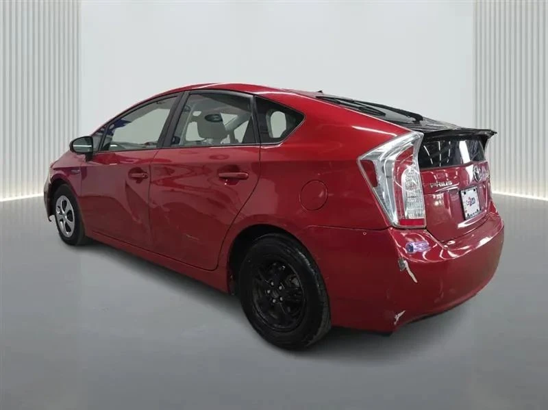 2014 Toyota Prius 3rd Gen - Image 3 of 12