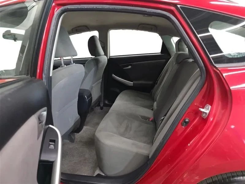 2014 Toyota Prius 3rd Gen - Image 10 of 12