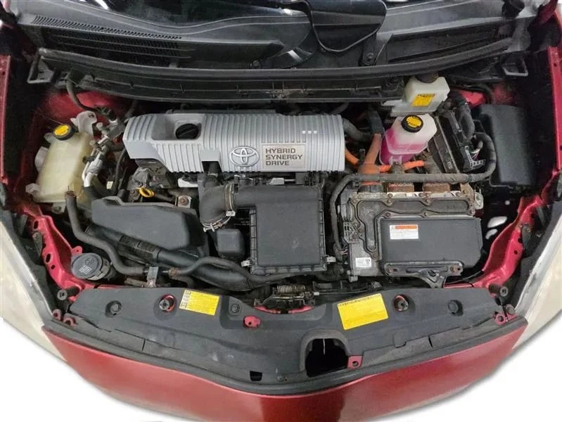 2014 Toyota Prius 3rd Gen - Image 11 of 12