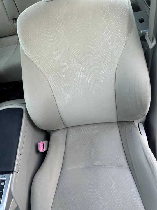 2014 Toyota Prius 3rd Gen - Image 18 of 21