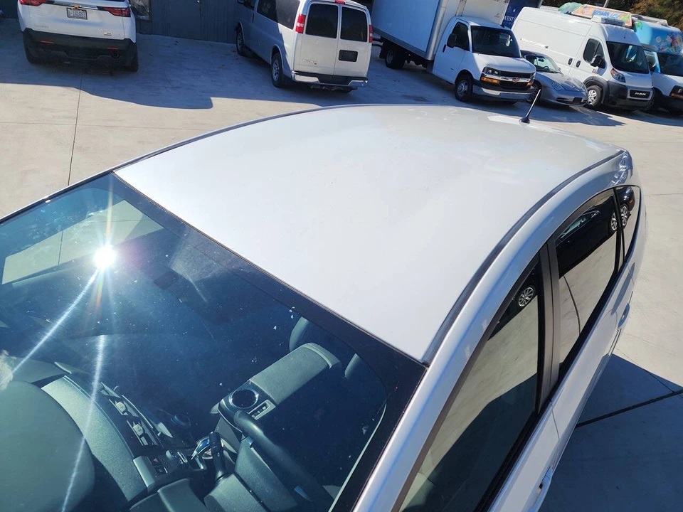 2014 Toyota Prius 3rd Gen - Image 10 of 21