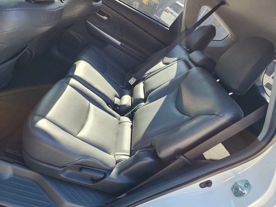 2014 Toyota Prius 3rd Gen - Image 15 of 21