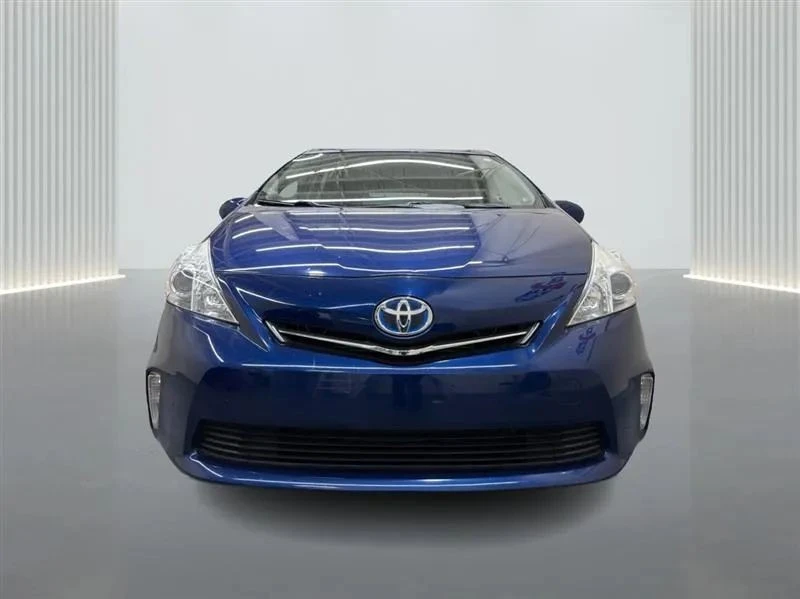 2014 Toyota Prius 3rd Gen - Image 8 of 12