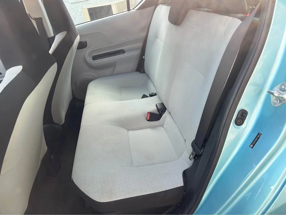 2014 Toyota Prius - Image 9 of 15