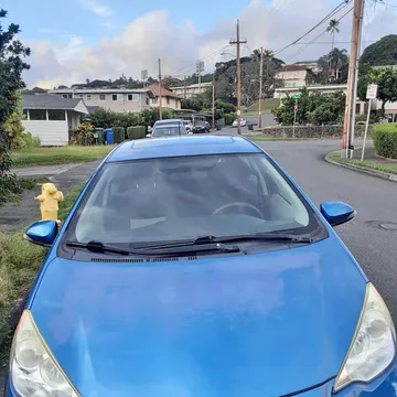2014 Toyota Prius c · LE Hatchback 4D