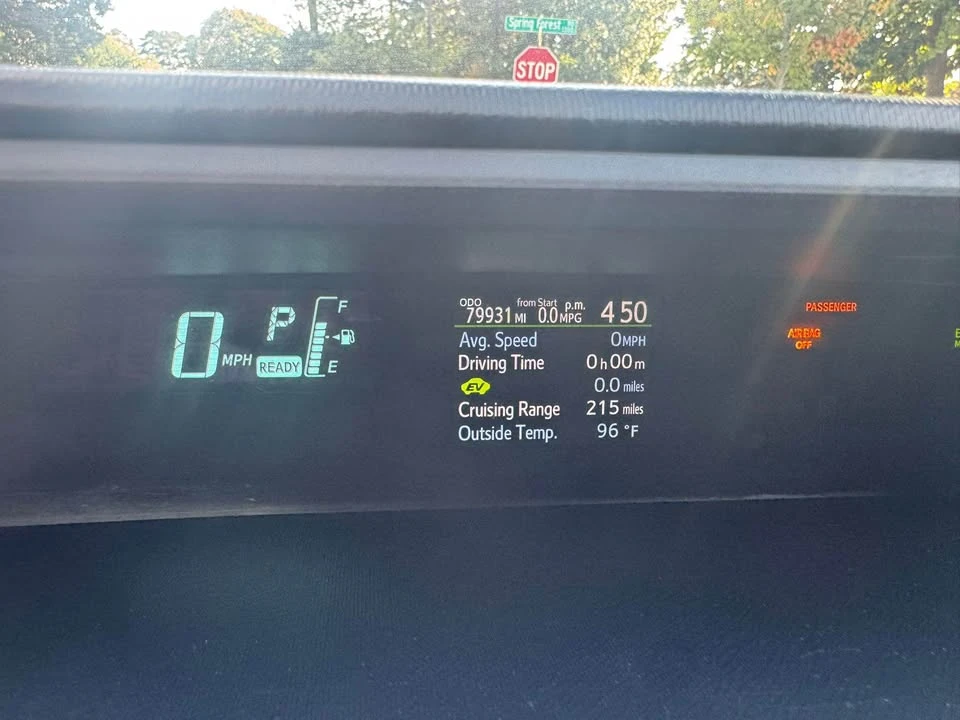 2014 Toyota Prius 3rd Gen - Image 11 of 11