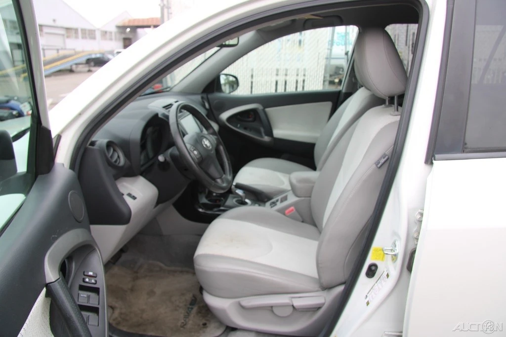 2014 Toyota RAV4 4th Gen - Image 12 of 21