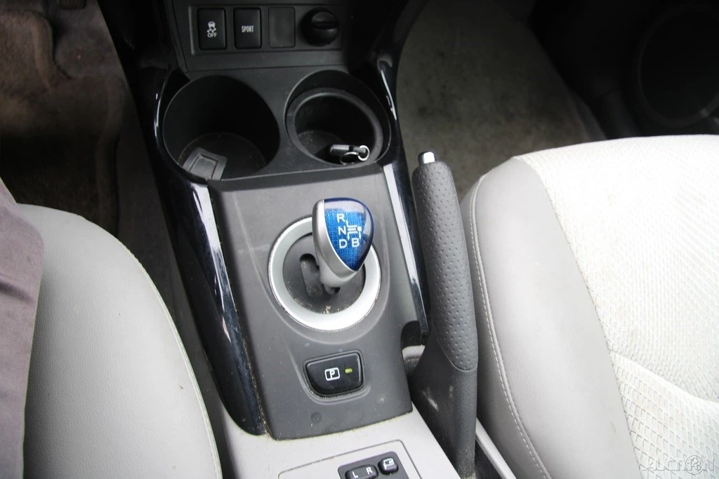 2014 Toyota RAV4 4th Gen - Image 19 of 21