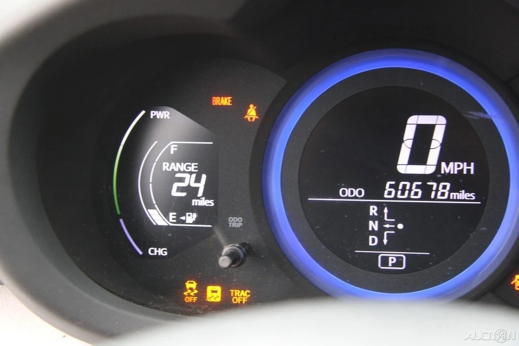 2014 Toyota RAV4 4th Gen - Image 17 of 21