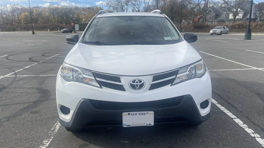 2014 Toyota RAV4 4th Gen - Image 4 of 17