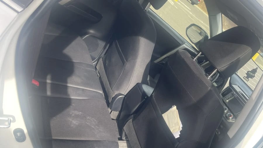2014 Toyota RAV4 4th Gen - Image 14 of 17
