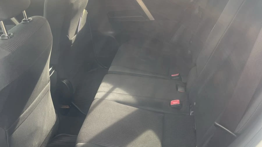 2014 Toyota RAV4 4th Gen - Image 12 of 17