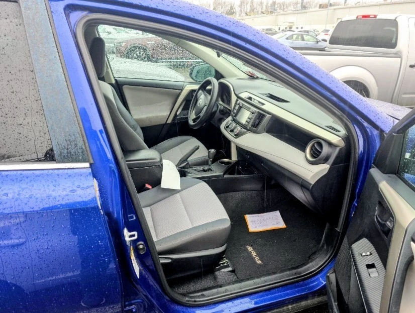 2014 Toyota RAV4 4th Gen - Image 14 of 17