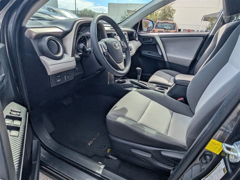 2014 Toyota RAV4 4th Gen - Image 11 of 12