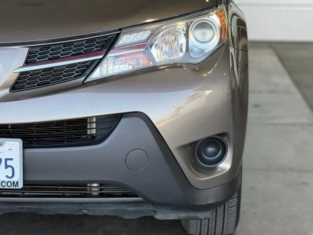 2014 Toyota RAV4 4th Gen - Image 5 of 21