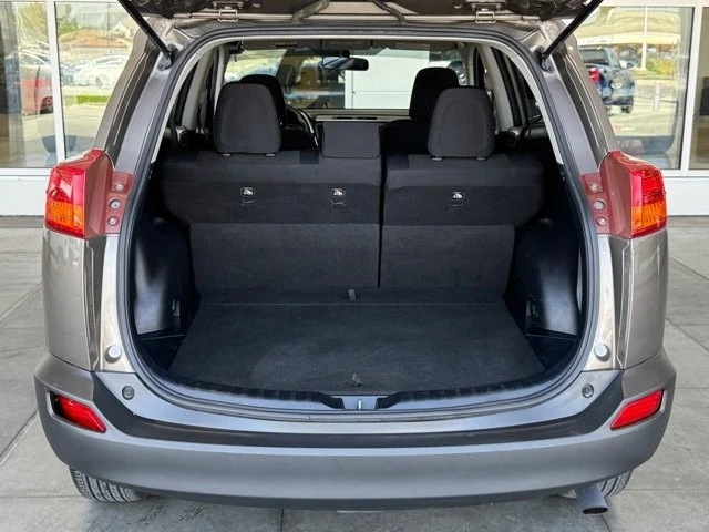 2014 Toyota RAV4 4th Gen - Image 15 of 21