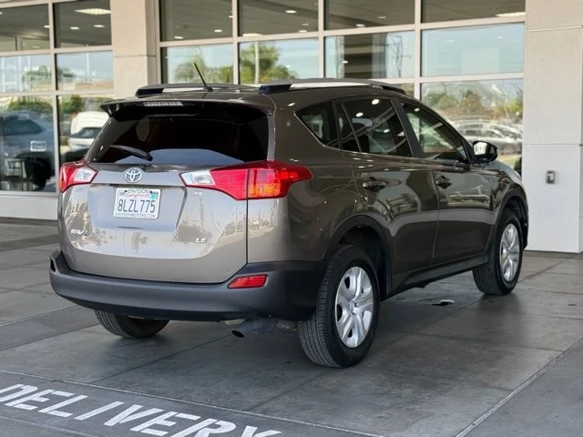2014 Toyota RAV4 4th Gen - Image 12 of 21