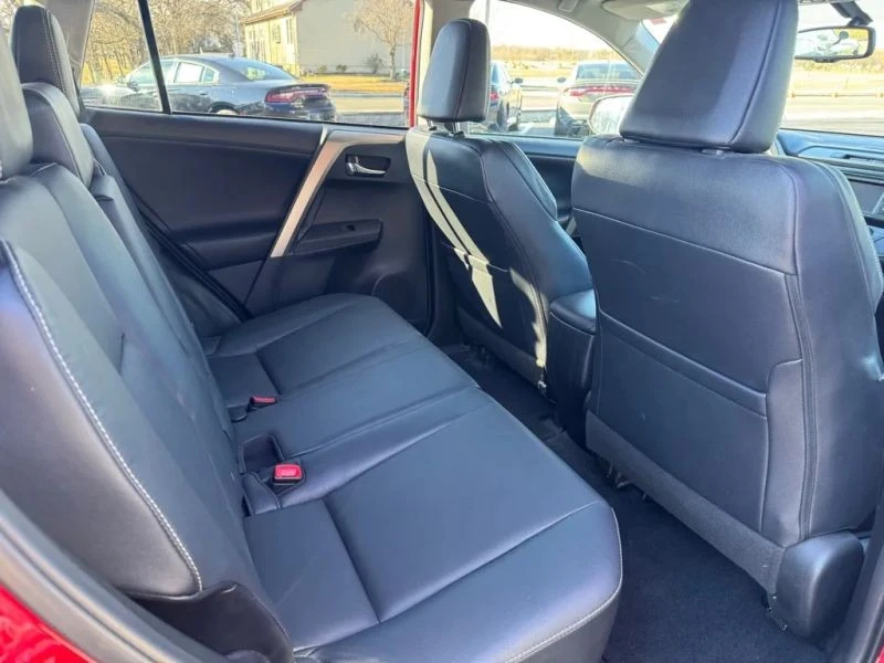 2014 Toyota RAV4 4th Gen - Image 8 of 12
