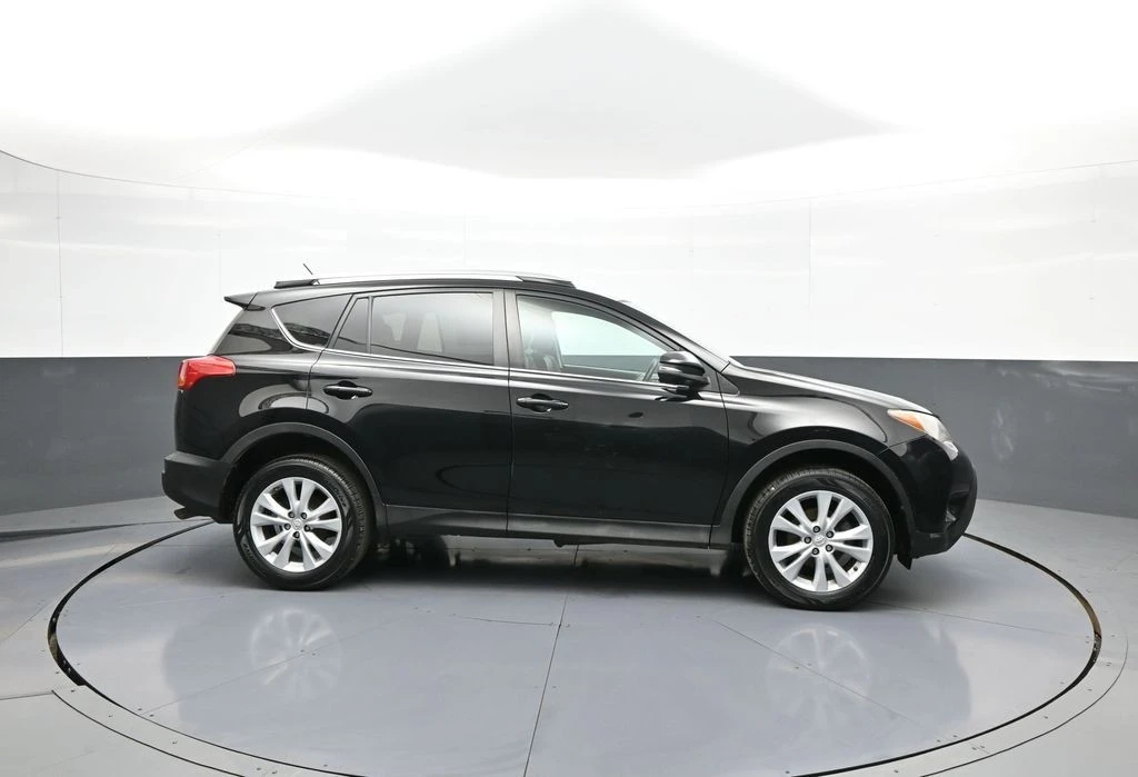2014 Toyota RAV4 4th Gen - Image 5 of 21