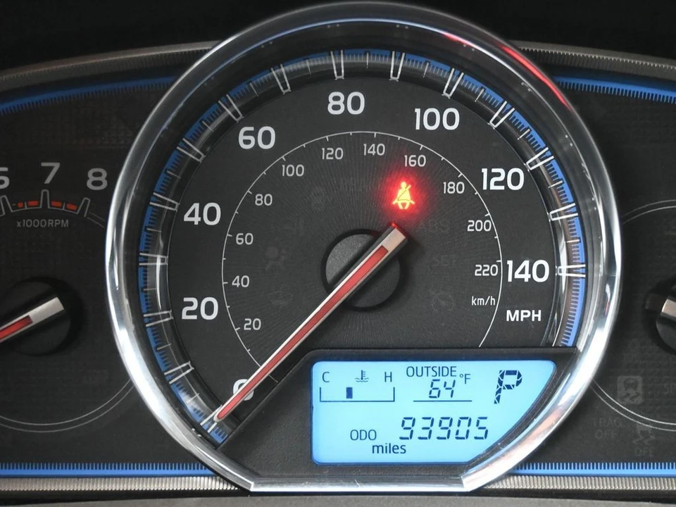 2014 Toyota RAV4 4th Gen - Image 16 of 21