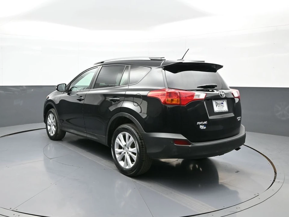 2014 Toyota RAV4 4th Gen - Image 8 of 21