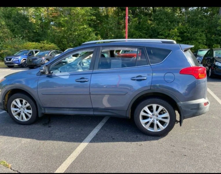 2014 Toyota RAV4 4th Gen - Image 6 of 9