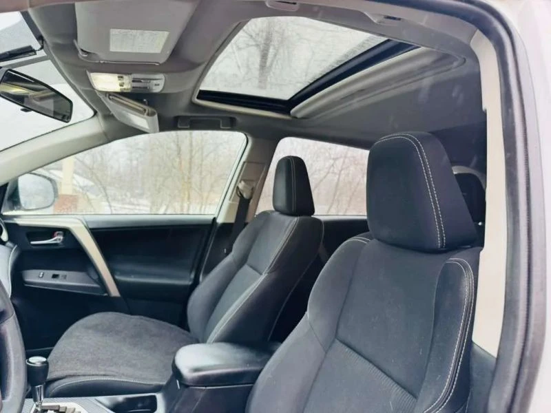 2014 Toyota RAV4 4th Gen - Image 9 of 12
