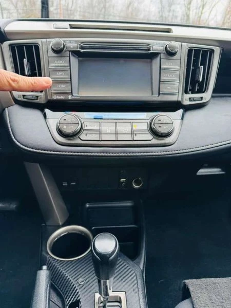 2014 Toyota RAV4 4th Gen - Image 11 of 12