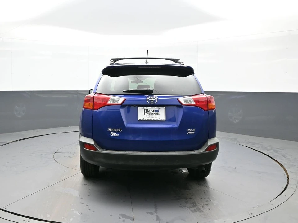 2014 Toyota RAV4 4th Gen - Image 7 of 21
