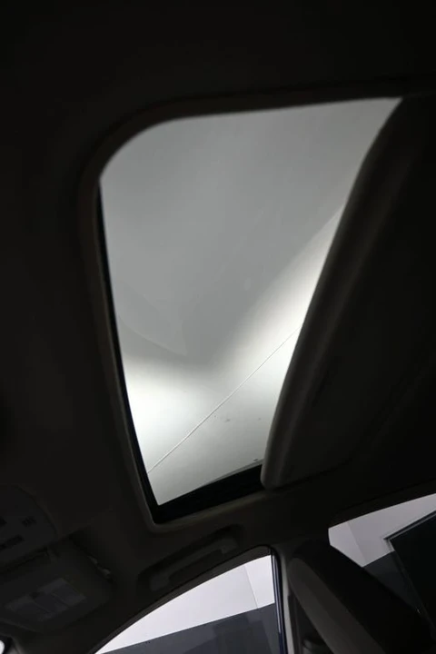 2014 Toyota RAV4 4th Gen - Image 18 of 21