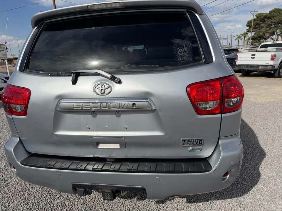 2014 Toyota Sequoia 2nd Gen - Image 5 of 19