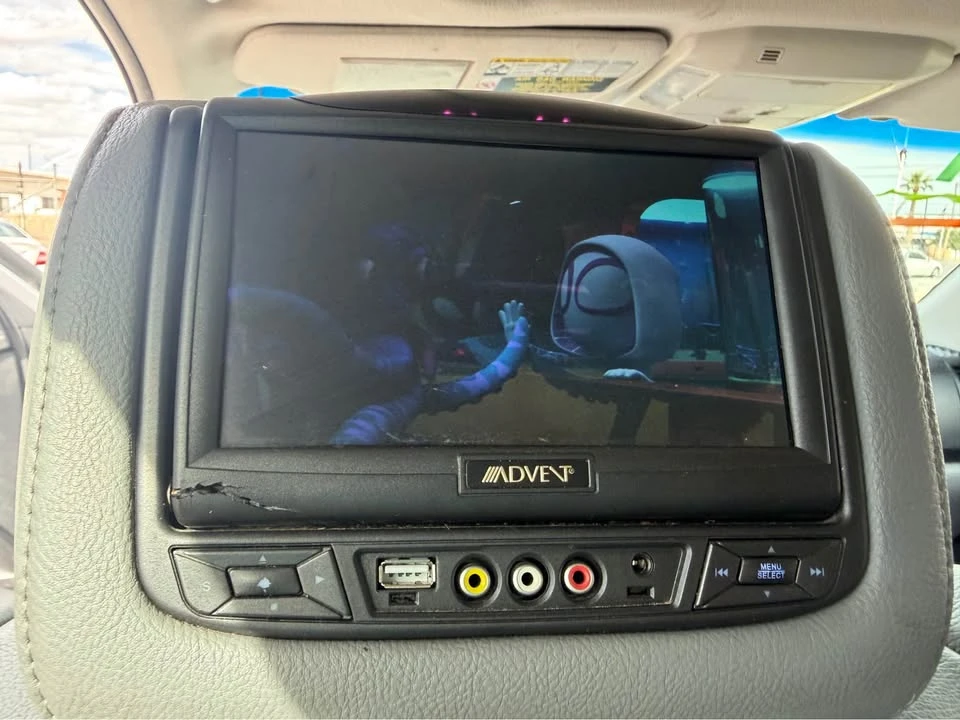 2014 Toyota Sequoia 2nd Gen - Image 13 of 19