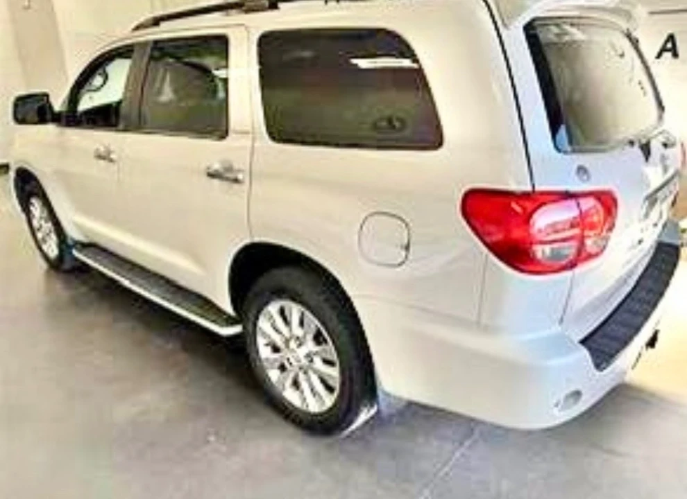 2014 Toyota Sequoia 2nd Gen - Image 3 of 18