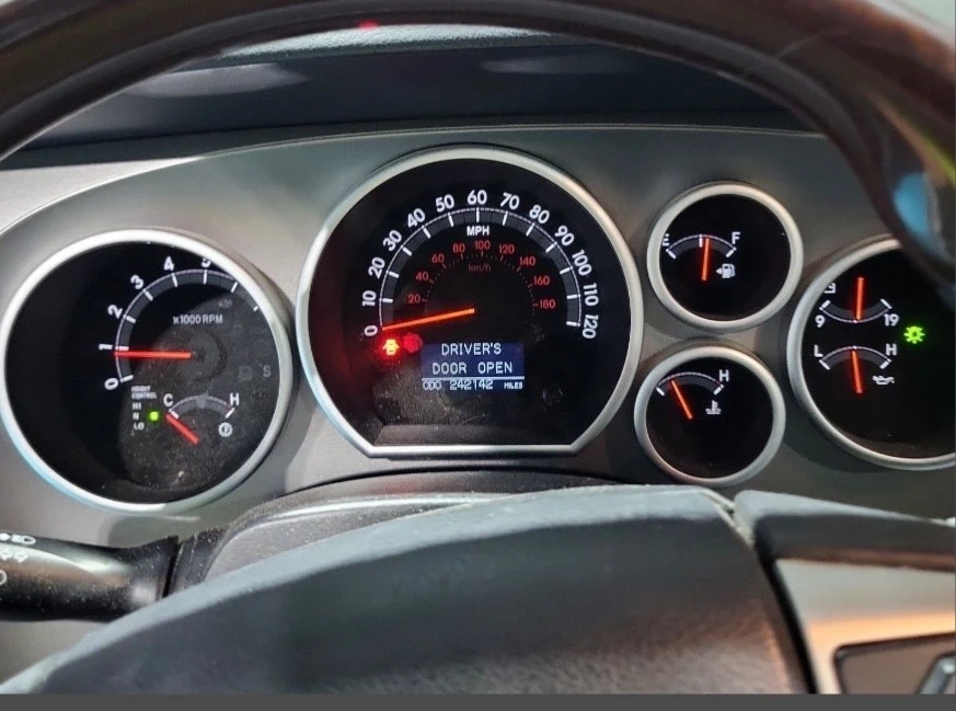 2014 Toyota Sequoia 2nd Gen - Image 10 of 18
