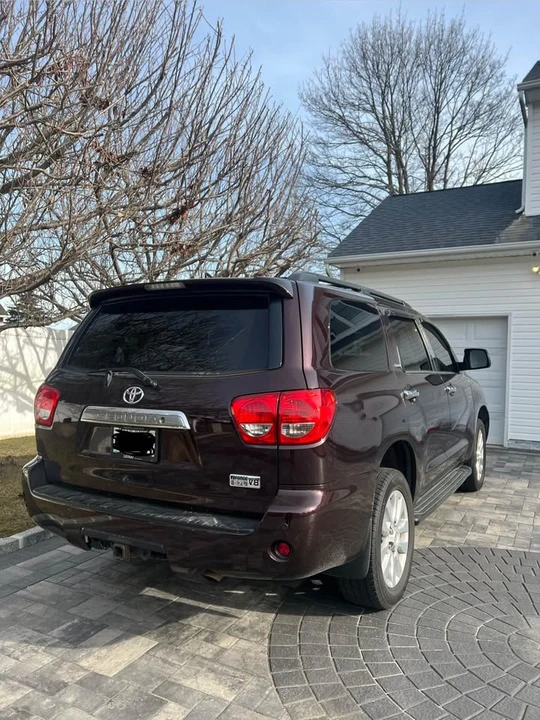 2014 Toyota Sequoia 2nd Gen - Image 2 of 6
