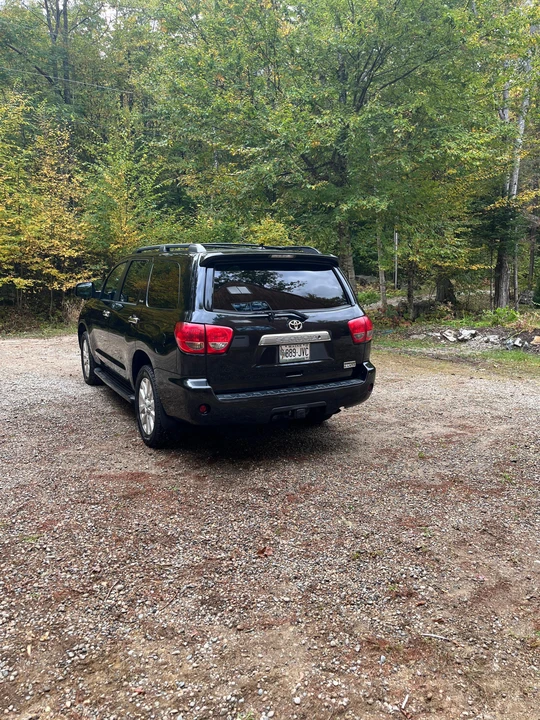2014 Toyota Sequoia 2nd Gen - Image 13 of 31