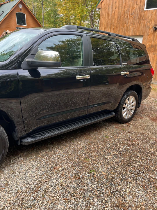 2014 Toyota Sequoia 2nd Gen - Image 27 of 31