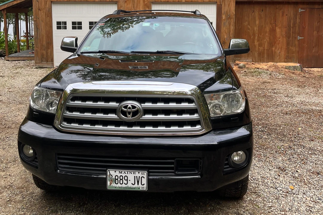 2014 Toyota Sequoia 2nd Gen - Image 7 of 31