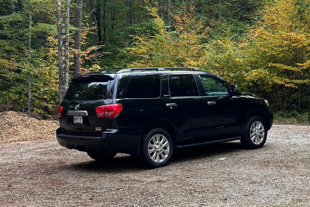 2014 Toyota Sequoia 2nd Gen - Image 16 of 31