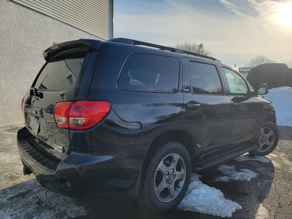 2014 Toyota Sequoia 2nd Gen - Image 7 of 16