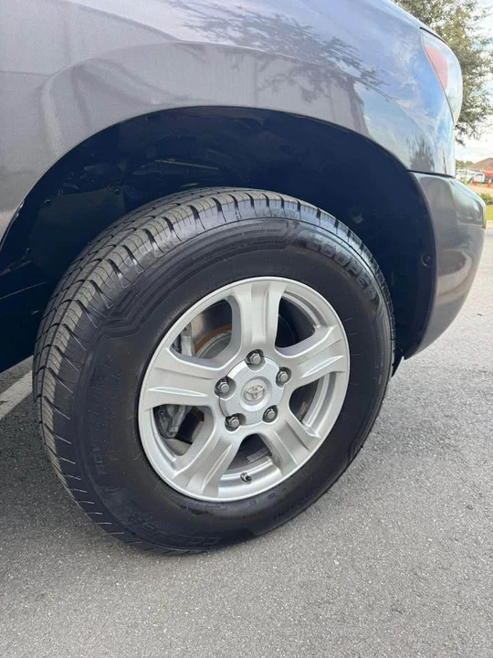 2014 Toyota Sequoia 2nd Gen - Image 7 of 10