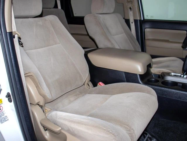 2014 Toyota Sequoia 2nd Gen - Image 16 of 21