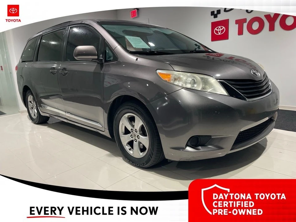 2014 Toyota Sienna 3rd Gen - Image 8 of 10