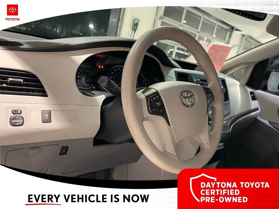 2014 Toyota Sienna 3rd Gen - Image 6 of 10