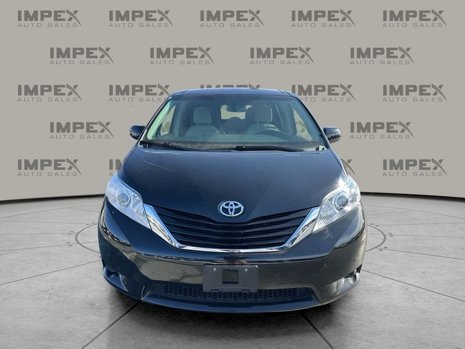 2014 Toyota Sienna 3rd Gen - Image 8 of 12