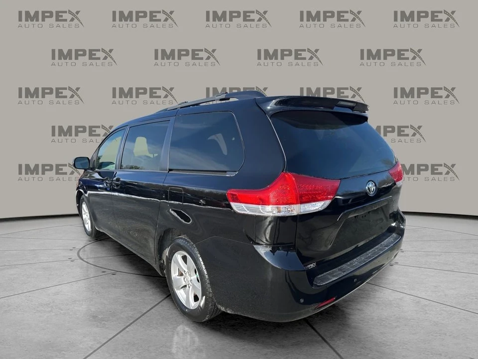 2014 Toyota Sienna 3rd Gen - Image 3 of 12